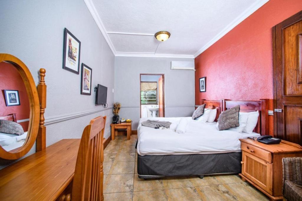 The Palms Guesthouse Mbombela Exteriör bild